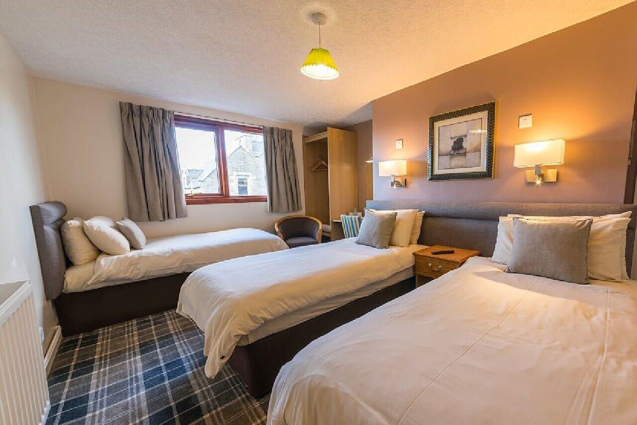 Castletown Hotel
